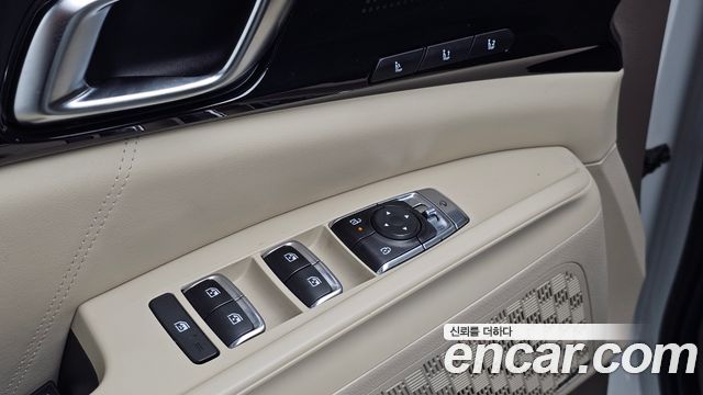 Kia Canival 2025 — photo 30