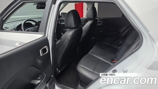 Hyundai Venue 2025 — photo 11