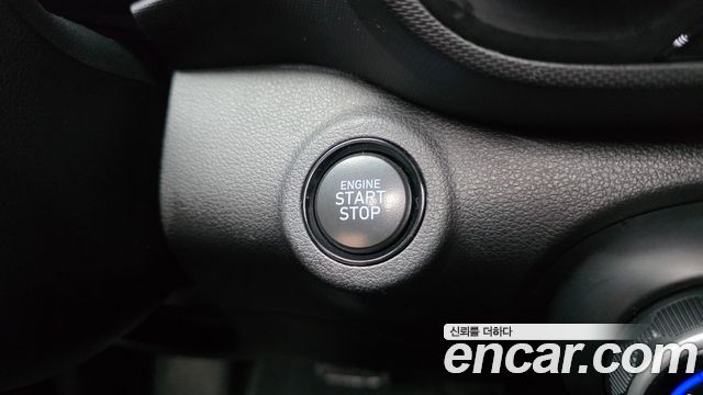 Hyundai Venue 2025 — photo 16