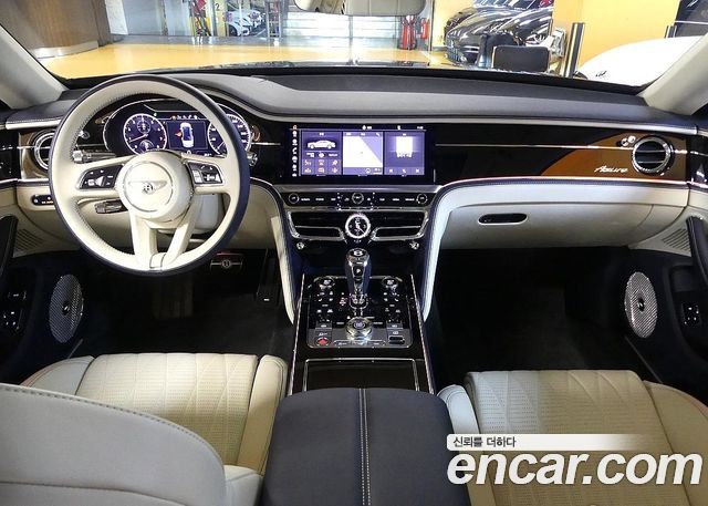 Bentley Flying Spur 2023 — photo 7