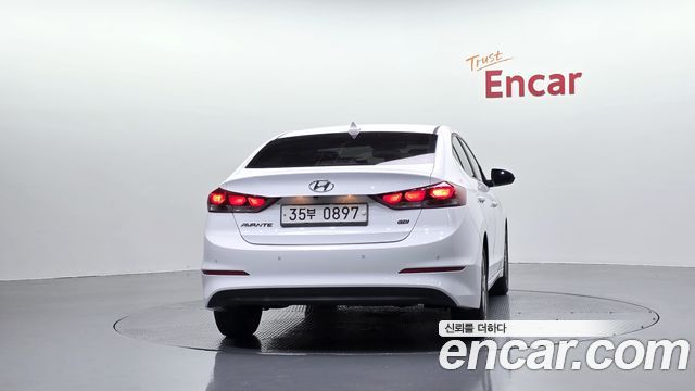 Hyundai AVANTE 2017 — photo 4