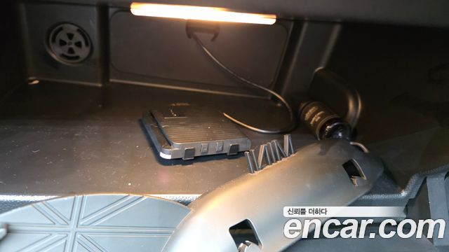 Mini Cooper Convertible 2022 — photo 31