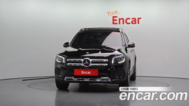 Mercedes-Benz GLB-Class 2021 — photo 3