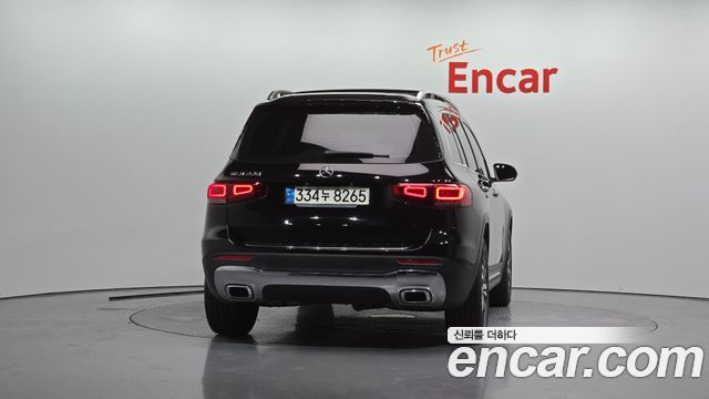 Mercedes-Benz GLB-Class 2021 — photo 4