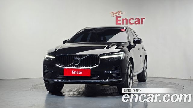 Volvo XC60 2025 — photo 3