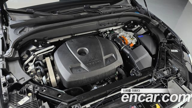 Volvo XC60 2025 — photo 6
