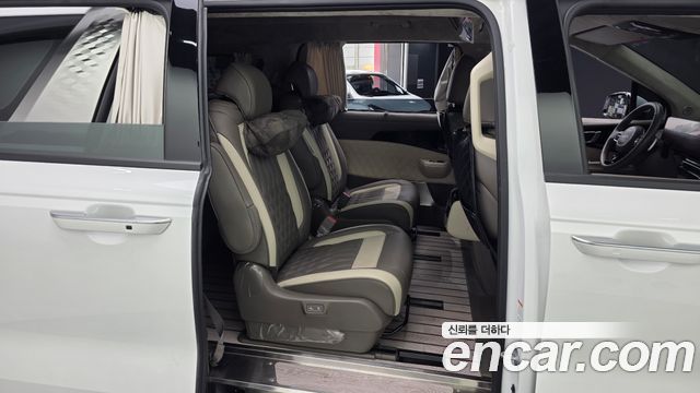Kia Canival 2024 — photo 18