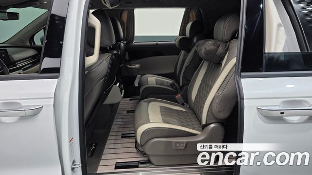 Kia Canival 2024 — photo 16