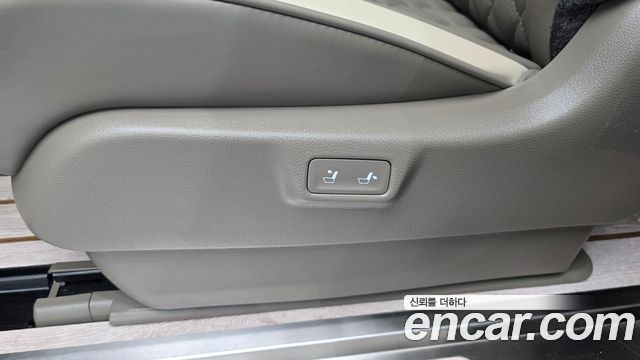 Kia Canival 2024 — photo 27