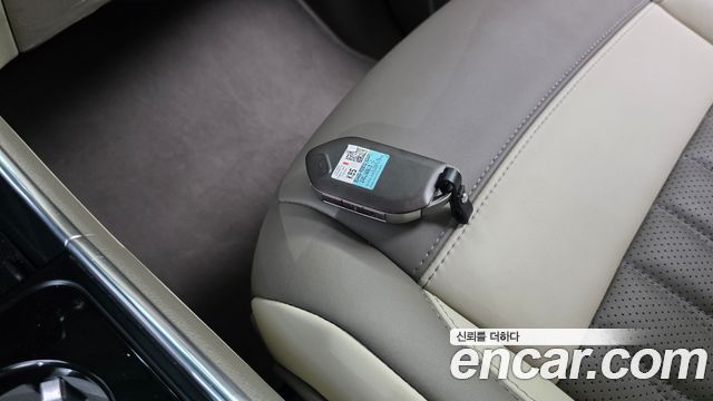 Kia Canival 2024 — photo 33