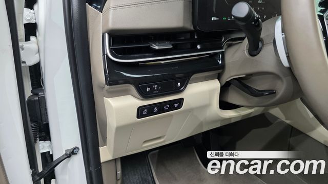 Kia Canival 2024 — photo 36