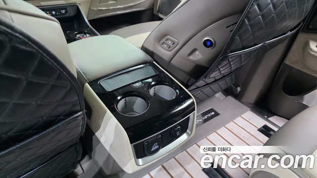 Kia Canival 2024 — photo 38