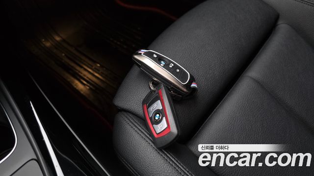 BMW 1-Series 2019 — photo 30