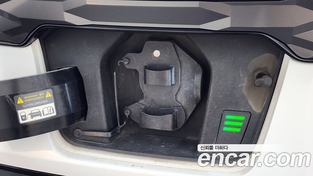 Kia Niro 2023 — photo 18
