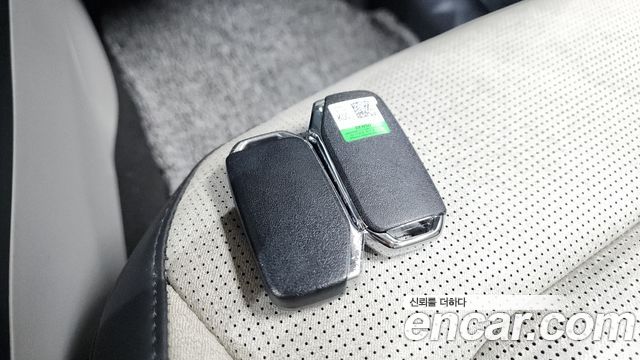 Kia Niro 2023 — photo 22