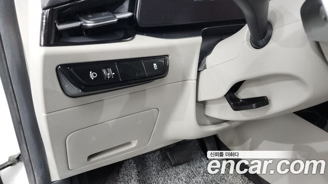 Kia Niro 2023 — photo 28