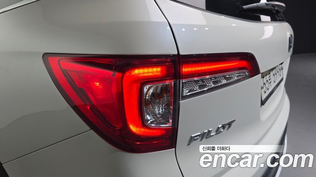 Honda Pilot 2019 — photo 9