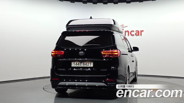 Kia Canival 2020 — photo 4