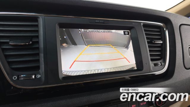 Kia Canival 2020 — photo 20