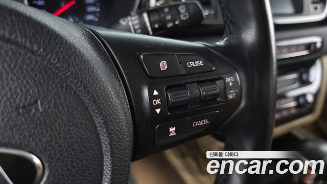 Kia Canival 2020 — photo 22