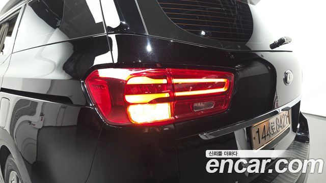 Kia Canival 2020 — photo 9