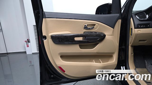 Kia Canival 2020 — photo 14
