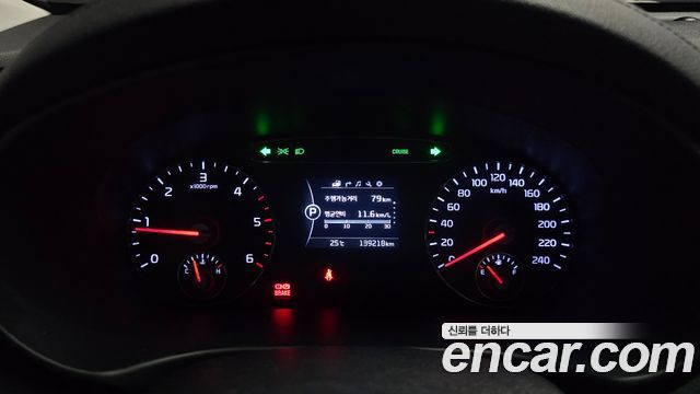 Kia Sorento 2015 — photo 11