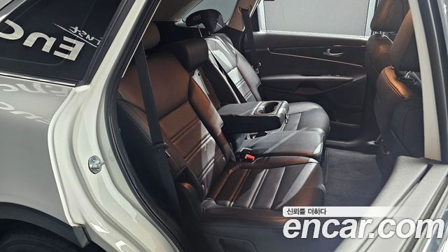 Kia Sorento 2015 — photo 17