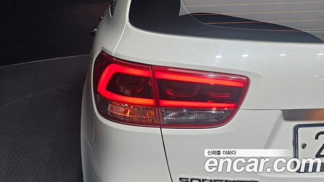 Kia Sorento 2015 — photo 9