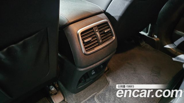 Kia Sorento 2015 — photo 32