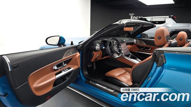Mercedes-Benz SL-Class 2023 — photo 10