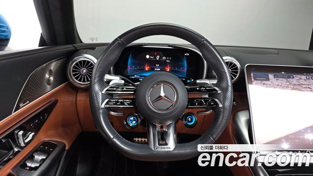 Mercedes-Benz SL-Class 2023 — photo 12