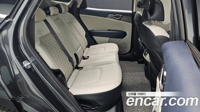 Kia Sportage 2023 — photo 17