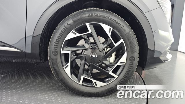 Kia Sportage 2023 — photo 7