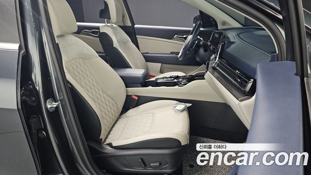 Kia Sportage 2023 — photo 16