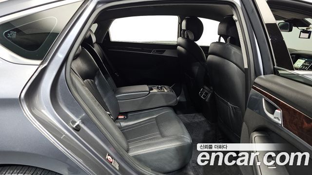 Hyundai Genesis 2016 — photo 11