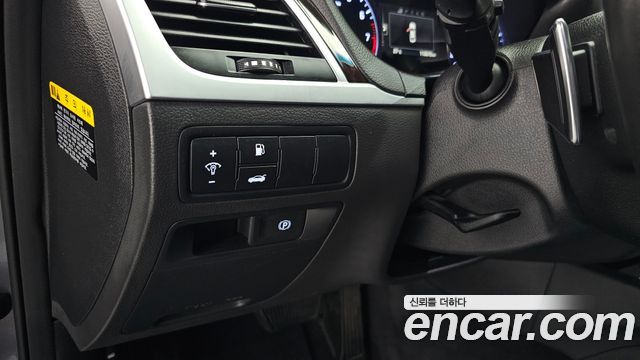 Hyundai Genesis 2016 — photo 16