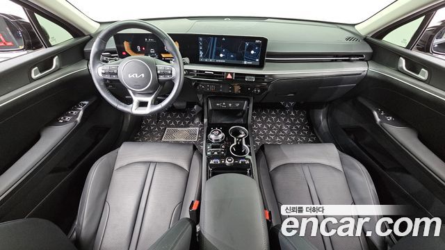 Kia K5 2025 — photo 7