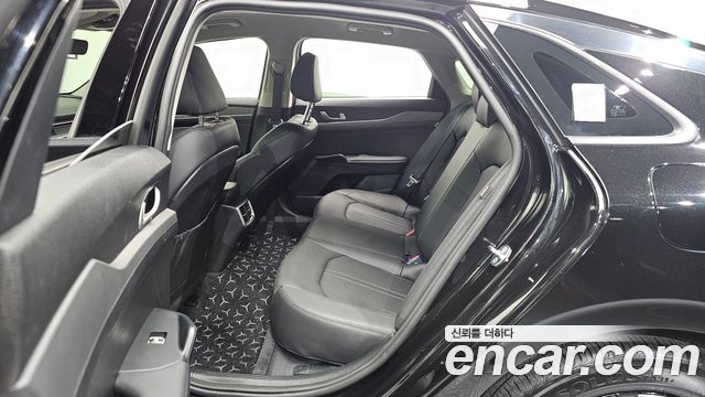 Kia K5 2025 — photo 11