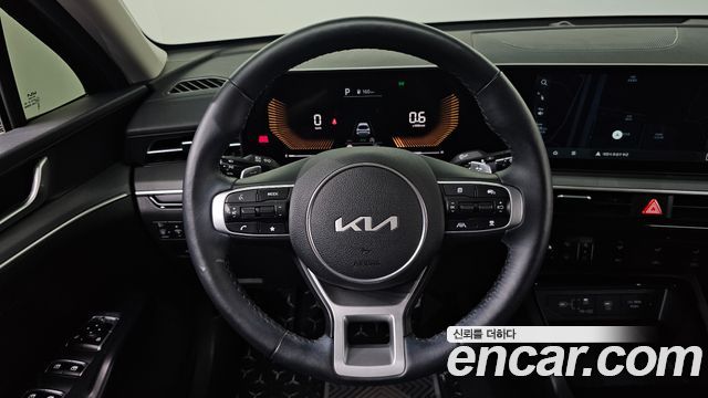 Kia K5 2025 — photo 15