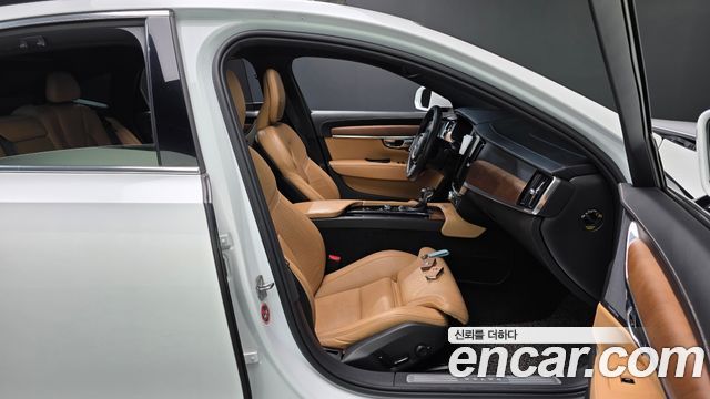Volvo S90 2019 — photo 11