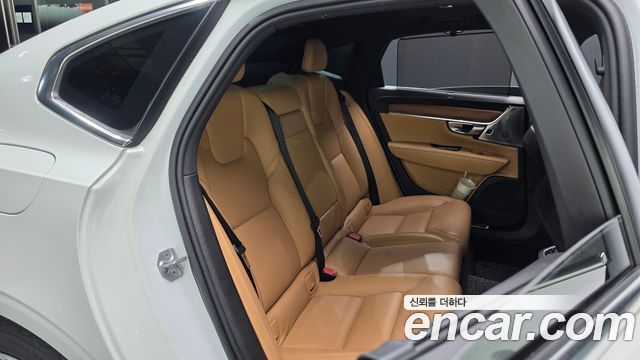Volvo S90 2019 — photo 12