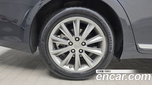 Lexus ES 2011 — photo 5