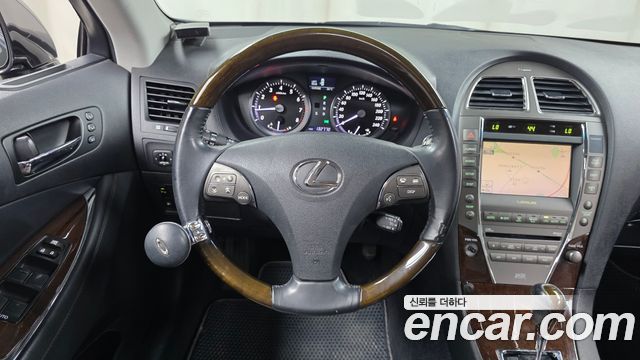 Lexus ES 2011 — photo 13