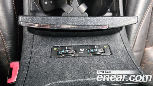 Lexus ES 2011 — photo 18