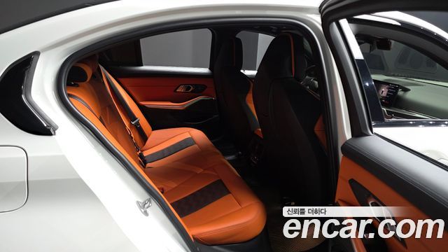 BMW M3 2024 — photo 17