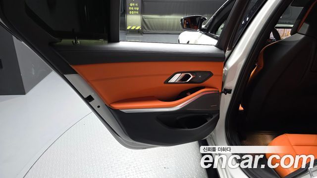 BMW M3 2024 — photo 15