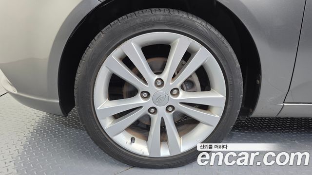 Kia Porte 2012 — photo 5
