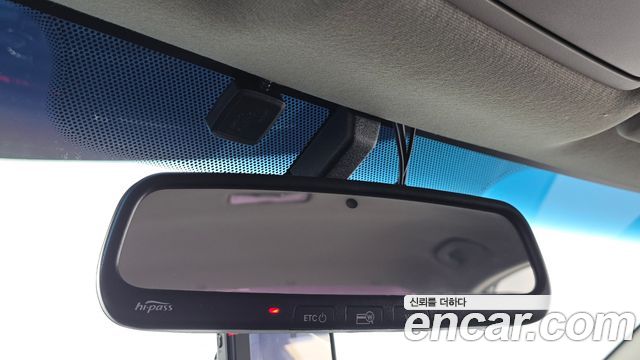Kia Porte 2012 — photo 18