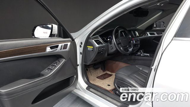 Genesis G80 2019 — photo 10